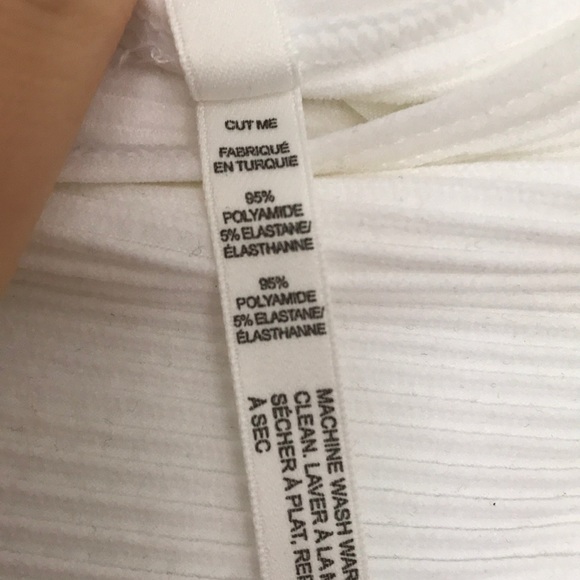 Babaton sleeveless white turtle neck shirt - Picture 4 of 6